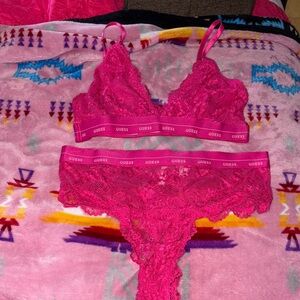 GUESS Women's Vibrant Pink Lace Bra and Panty Set L
